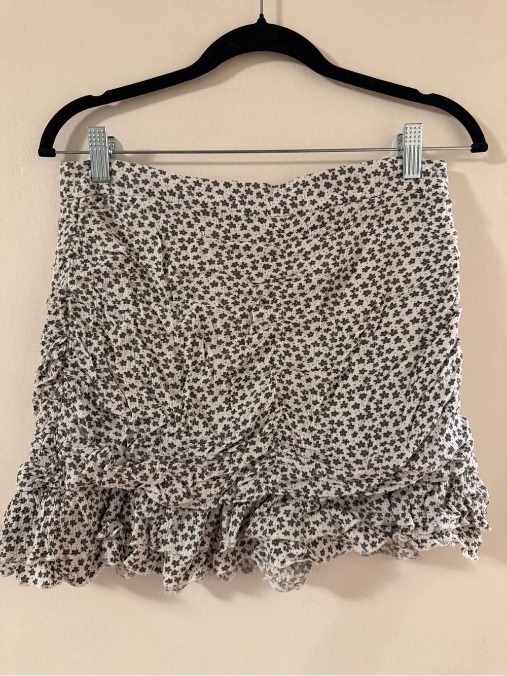 PacSun White Mini Skirt with Black Floral Print